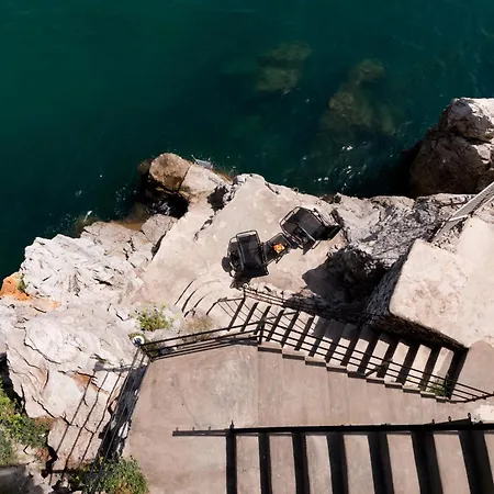 Venere - Amalfi Coast *