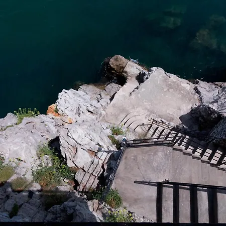 Venere - Amalfi Coast *